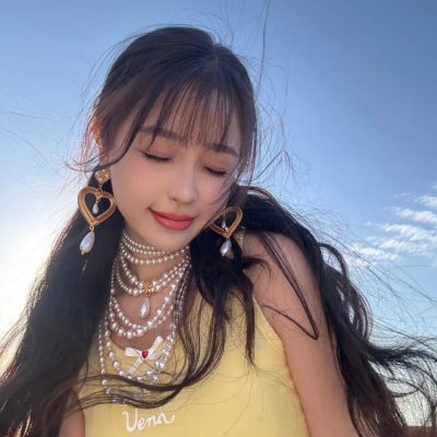 洞里的月亮